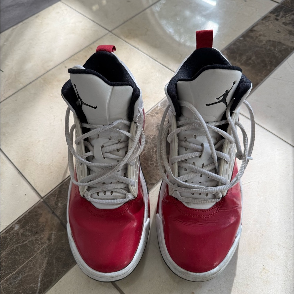 Jordan Women's Shoes Red and White